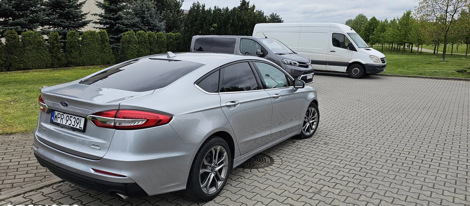 Ford Fusion cena 68000 przebieg: 53000, rok produkcji 2020 z Białobrzegi małe 56